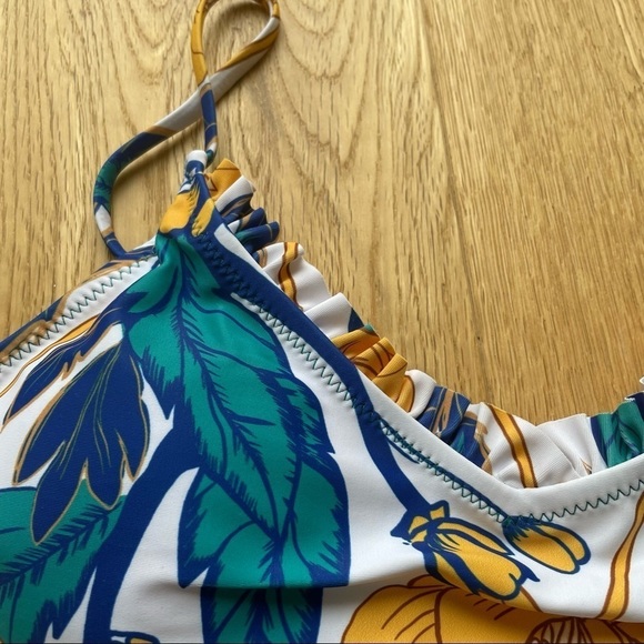 NEW ROMWE Floral  Bikini Swimsuit - M - Picture 5 of 13